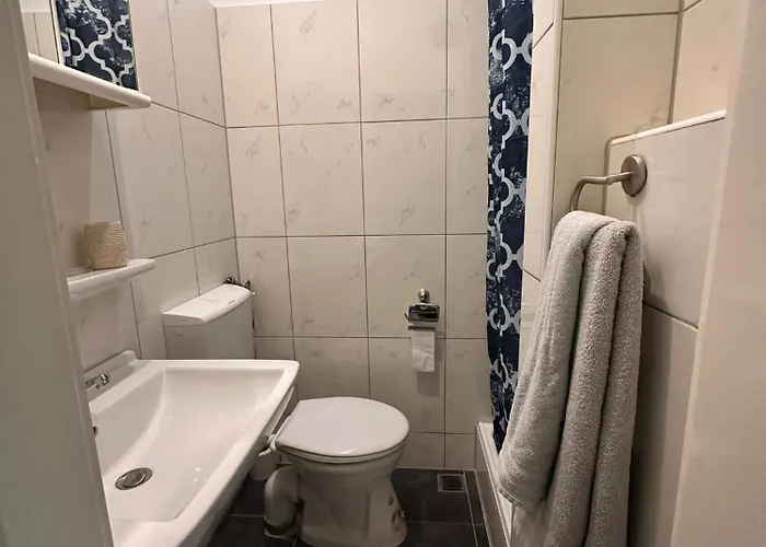 Bach's Restaurant Bar 3*